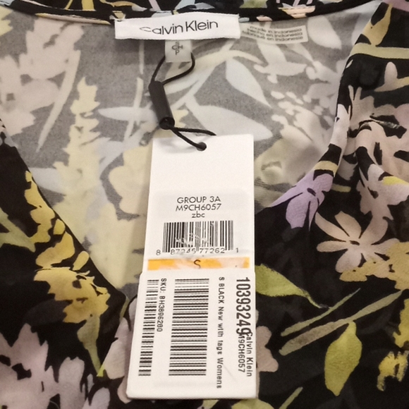 Calvin Klein Floral Ruffled Sleeveless B… - Picture 15 of 15